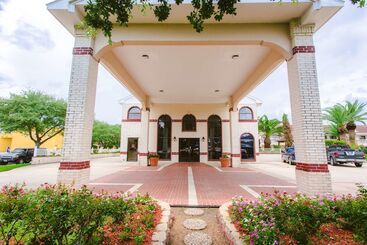 هتل Best Western Pearland Inn
