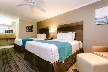 هتل Best Western Pearland Inn