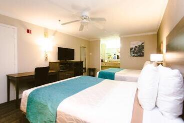 هتل Best Western Pearland Inn