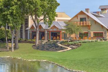 هتل Best Western Plaza Inn