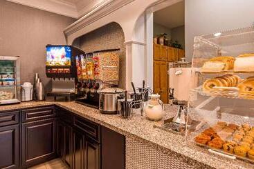 هتل Best Western Plaza Inn