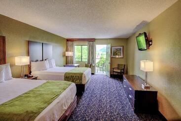 هتل Best Western Plaza Inn