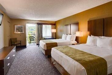 هتل Best Western Plaza Inn
