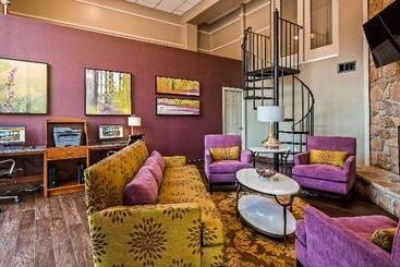 هتل Best Western Plaza Inn