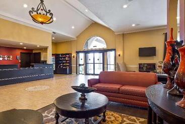 ホテル Surestay Plus By Best Western San Antonio Fiesta Inn