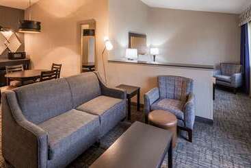 هتل Best Western Plus Grant Creek Inn