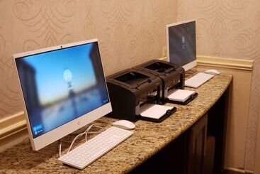 هتل Best Western Plus Hawthorne Terrace