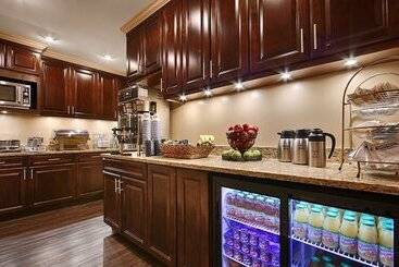 هتل Best Western Plus Hawthorne Terrace