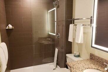 هتل Best Western Plus Hawthorne Terrace