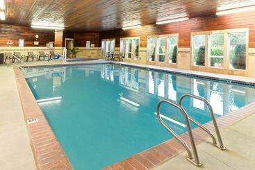هتل Best Western Plus Landmark Inn