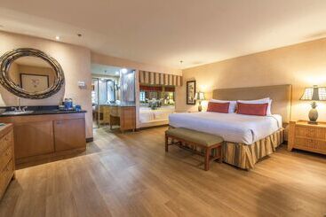 Отель Best Western Plus Las Brisas