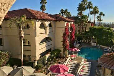 Отель Best Western Plus Las Brisas