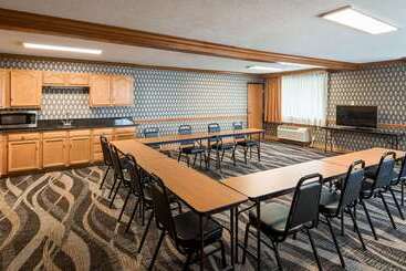 هتل Best Western Plus North Canton Inn & Suites