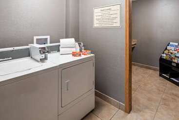 هتل Best Western Plus North Canton Inn & Suites