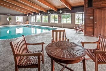 هتل Best Western Plus North Canton Inn & Suites