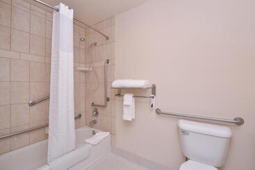 هتل Best Western Plus Olympic Inn