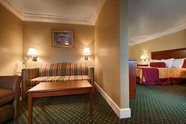 هتل Best Western Willits Inn