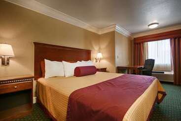 هتل Best Western Willits Inn