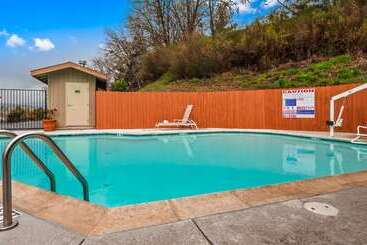 هتل Best Western Willits Inn