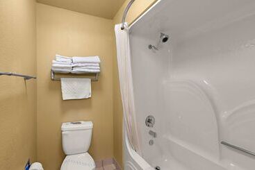 هتل Best Western Willits Inn