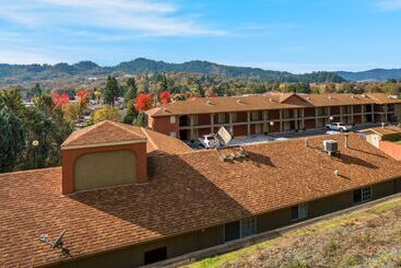 هتل Best Western Willits Inn