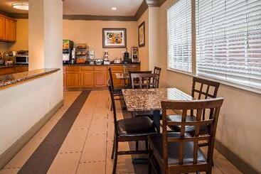 هتل Best Western Willits Inn
