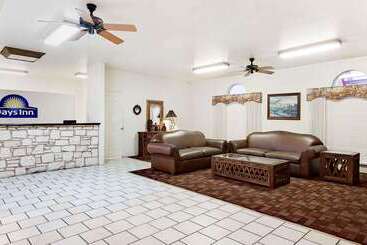 هتل Days Inn By Wyndham San Angelo