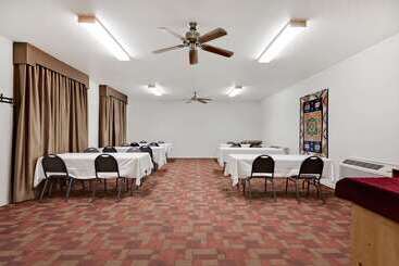 هتل Days Inn By Wyndham San Angelo