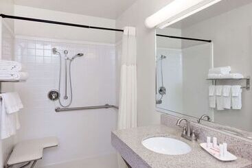 هتل Days Inn By Wyndham San Angelo