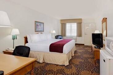 هتل Days Inn By Wyndham San Angelo