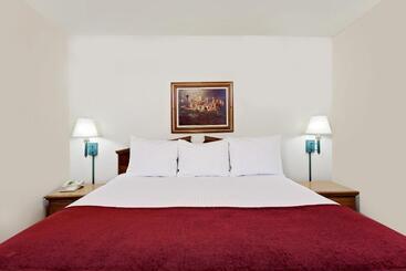 هتل Days Inn By Wyndham San Angelo