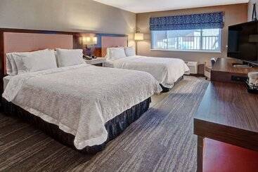 בית מלון כפרי Hampton Inn Vallejo