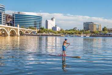هتل Holiday Inn Express & Suites Phoenix   Tempe, An Ihg