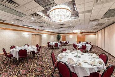 هتل Quality Inn Wausau