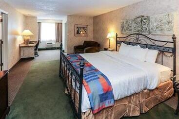 هتل Quality Inn Wausau