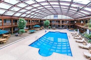 هتل Quality Inn Wausau