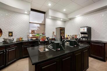 Revel Hotel Minot   Surestay Collection By Best Western
