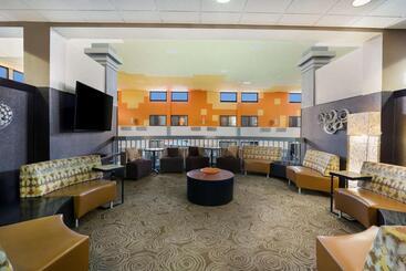 Revel Hotel Minot   Surestay Collection By Best Western