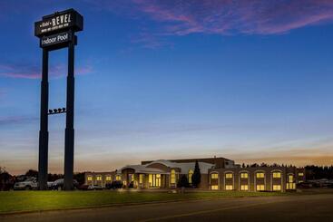 Revel Hotel Minot   Surestay Collection By Best Western