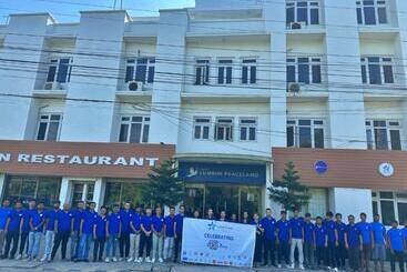 هتل Peaceland Lumbini
