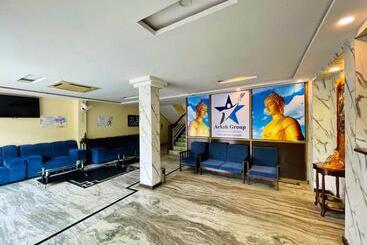 هتل Peaceland Lumbini