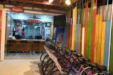 هتل Rick Resort Teluk Intan