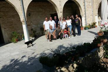 پانسیون Revaklı Ev Guest House