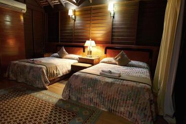 The Manor Beach Resort Besut