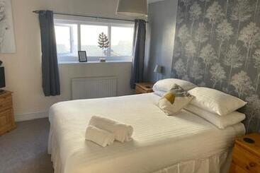 هتل Chequers Country Inn