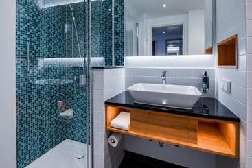 هتل Premier Inn München Airport Süd
