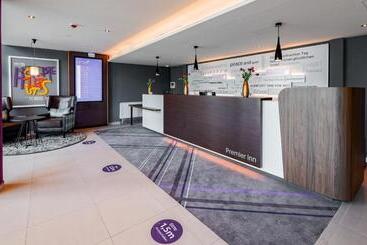 هتل Premier Inn München Airport Süd