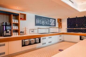 هتل Premier Inn München Airport Süd