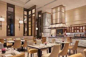 هتل The Ritzcarlton, Pune
