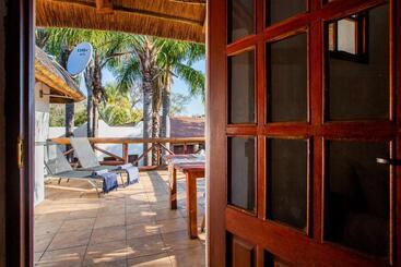 هتل The Villa Manor & Spa